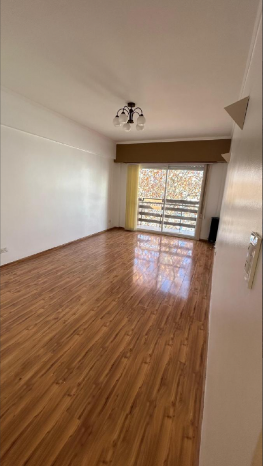VENTA DEPARTAMENTO 3 AMBIENTES