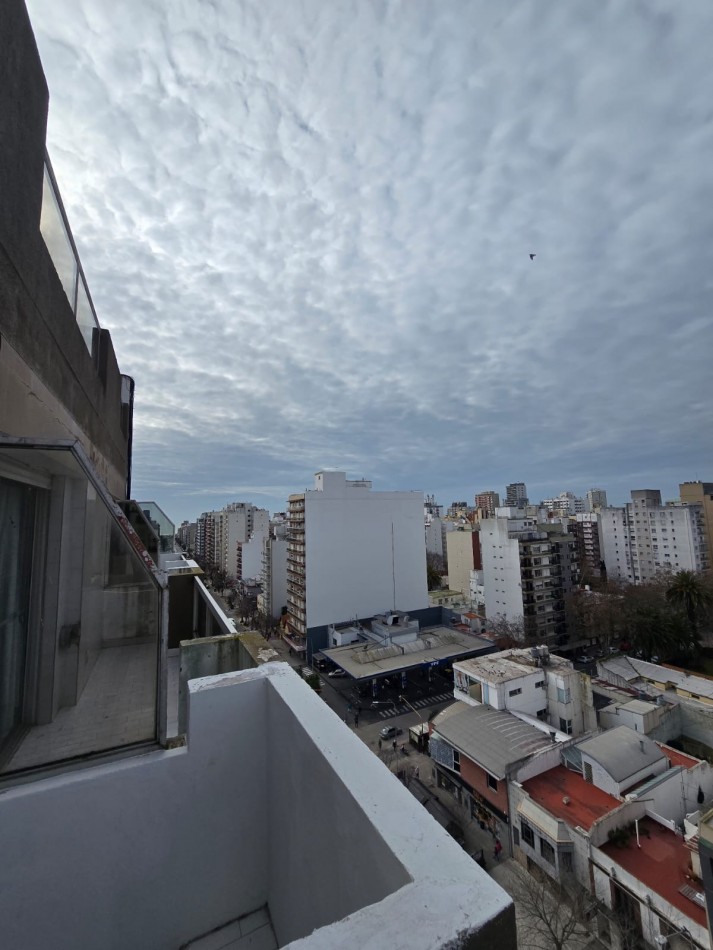 DEPARTAMENTO EN LA PERLA C/BALCON Y COCHERA