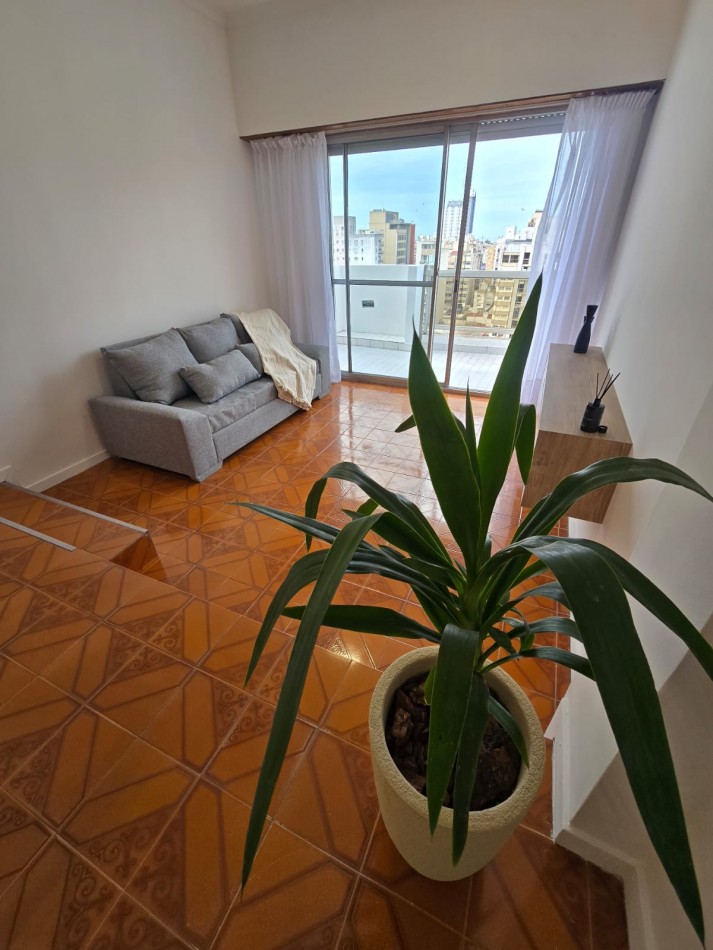 DEPARTAMENTO EN LA PERLA C/BALCON Y COCHERA