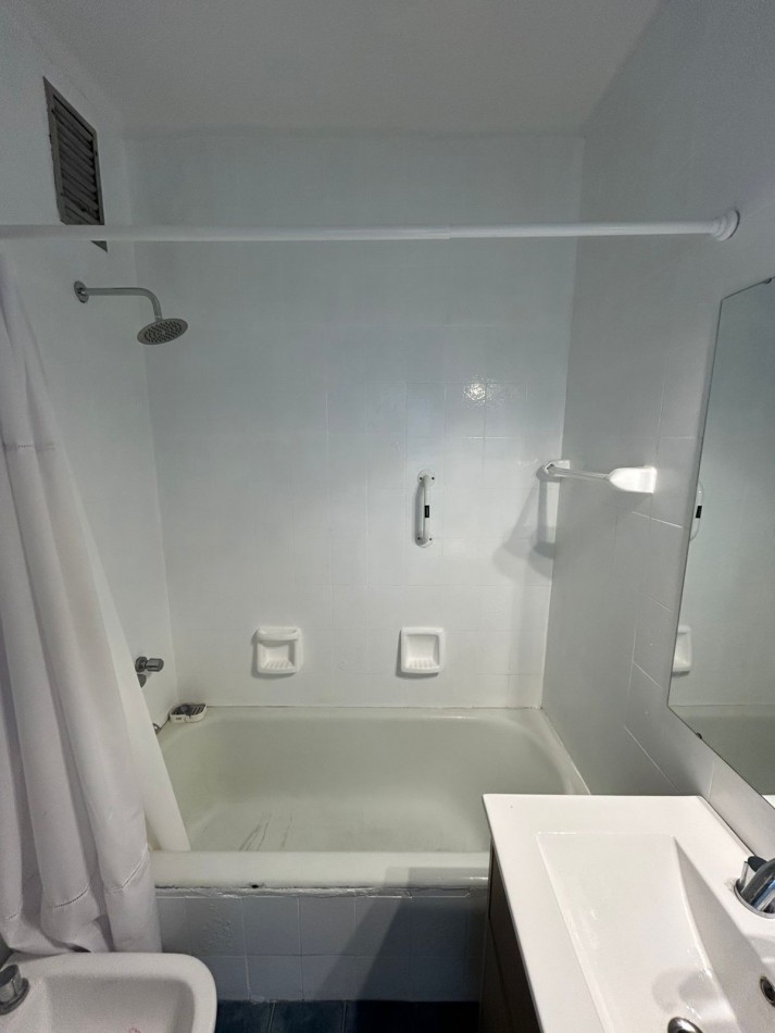 ALQUILER 24 MESES Departamento 3 Ambientes con Escritorio 