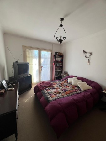 CASA 4 AMBIENTES CON COCHERA APTO CREDITO