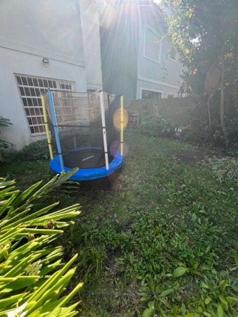 CASA 4 AMBIENTES CON COCHERA APTO CREDITO