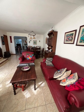CASA 4 AMBIENTES CON COCHERA APTO CREDITO